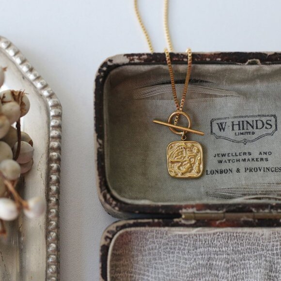 18K Gold Plated Circle Bar Square Pendant Necklace - Picture 5 of 11